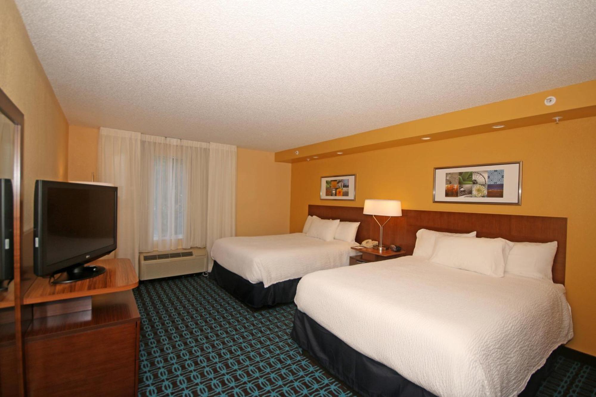 Fairfield & By Marriott