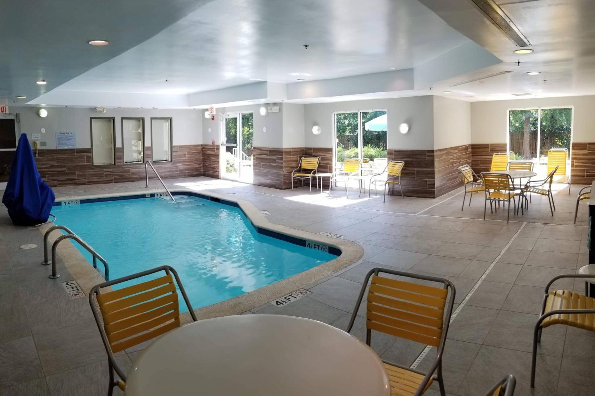 Hotel Fairfield & By Marriott Aiken