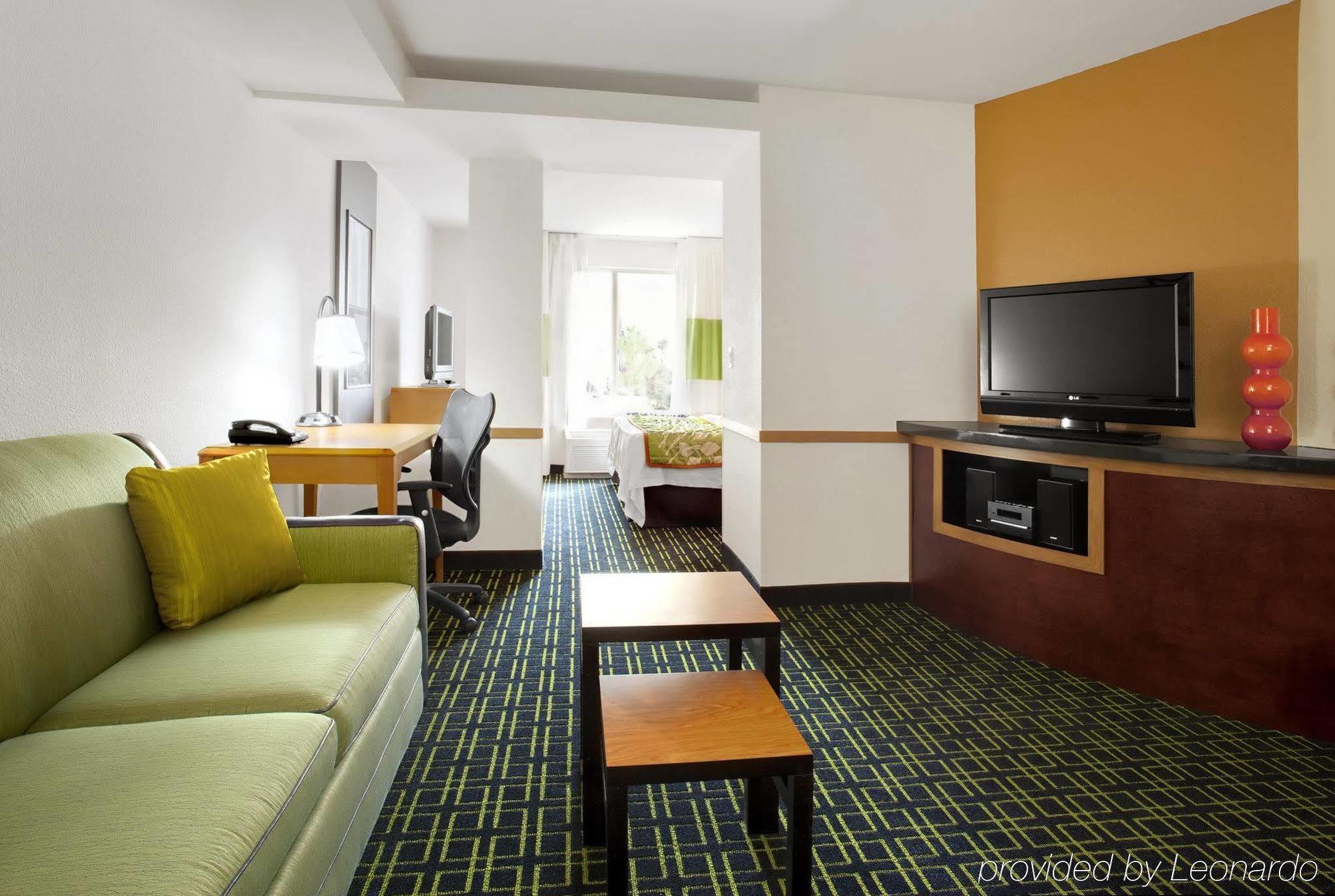 Hotel Fairfield & By Marriott 3*