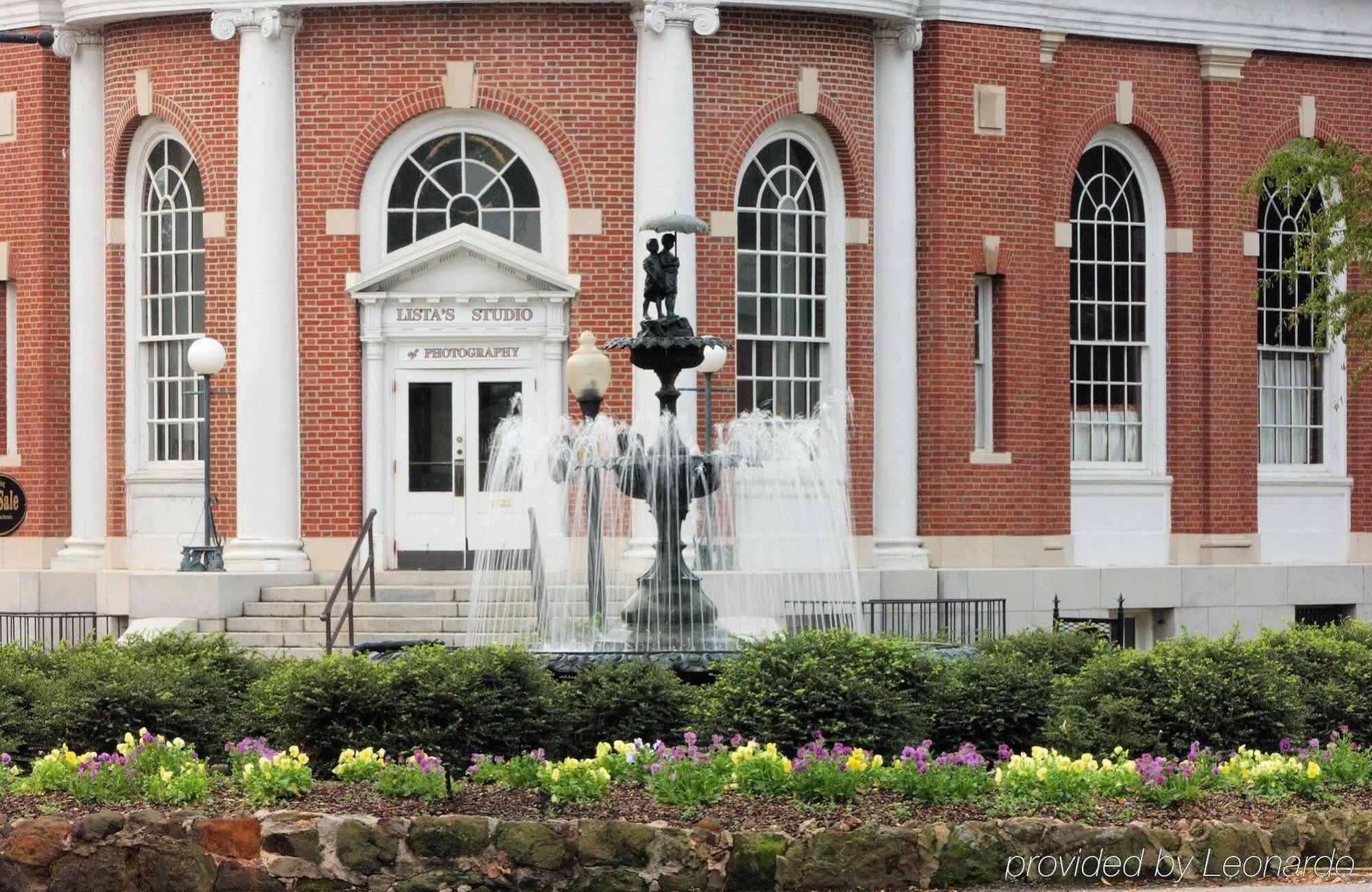 Hotel Fairfield & By Marriott Aiken